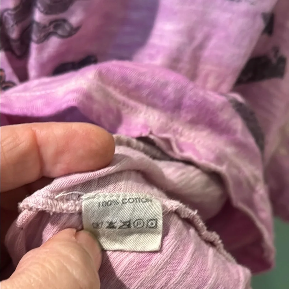 Magnolia Pearl Love Supply Co. Cherub Logo Kathmandu Azalea Short Sleeve Top - Picture 8 of 10